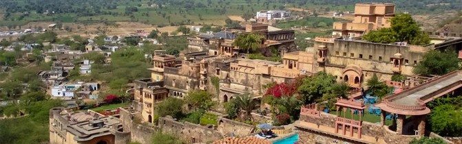 Hotel Neemrana Fort Palace Neemrana Alwar Indai
